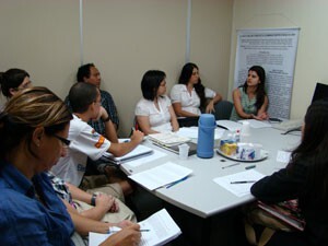 1-apos_abertura_rio_discussoes_sobre_avaliacao_psicologica_chegam_petropolis02-300x225.jpg