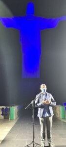 psicologia-58-anos-cristo-redentor-fica-azul-em-homenagem-ao-dia-da-o-psicologa-o